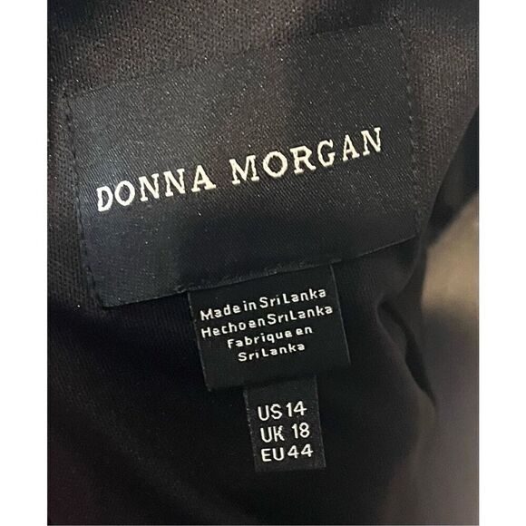 Donna Morgan Women's Flutter Sleeve Crepe Sheath Midi Dress with Keyhole - Picture 7 of 9